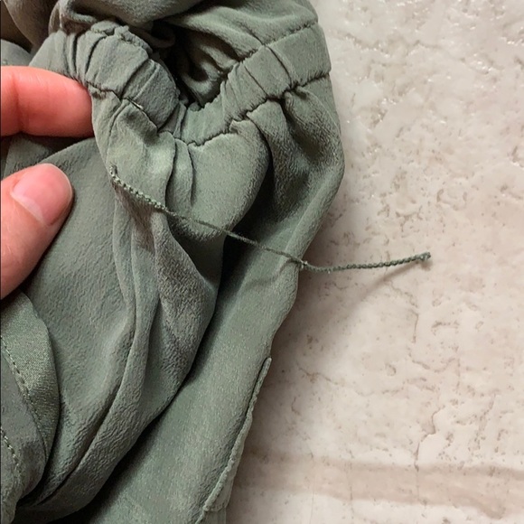 Joie Olive Romper SZ M - Picture 2 of 5